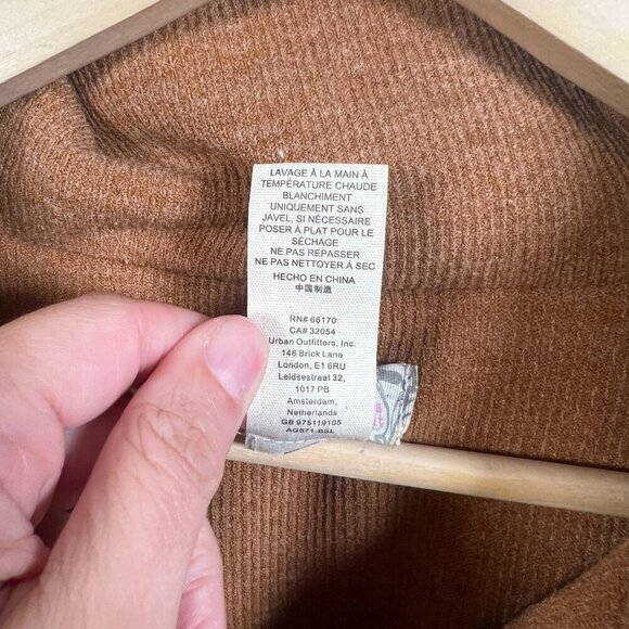 Free People Woodstock Brushed Plaid Poncho Cape Pink Brown One Size Fall Cozy - Picture 10 of 10